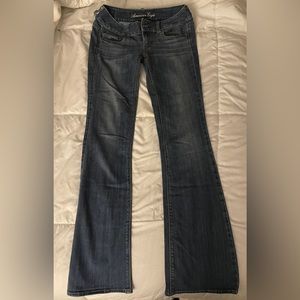 American Eagle Outfitters Super Stretch ‘Artist’ Bootcut Jeans, Women’s 2 Long.